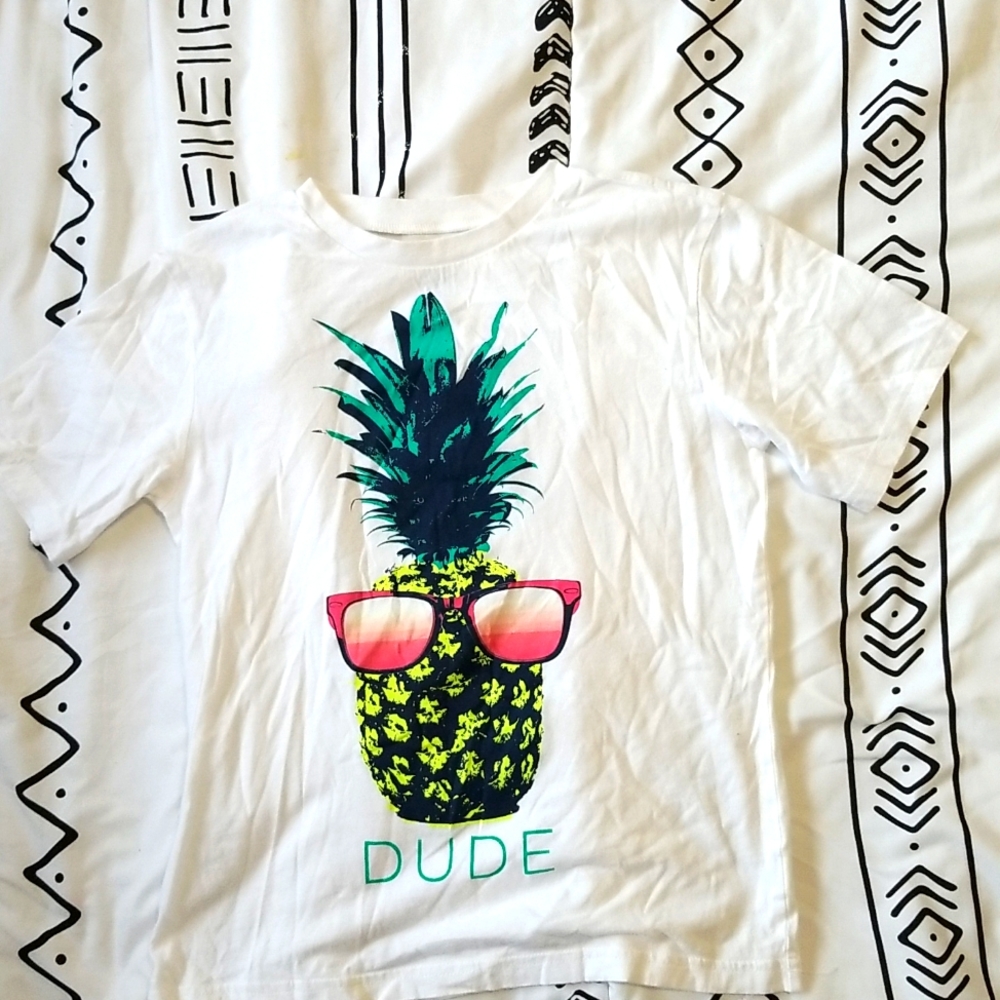 Tee shirt